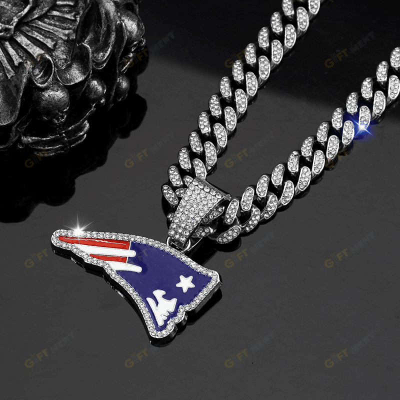 New England Patriots Hip Hop Iced Out Bling Pendant Cuban Chain